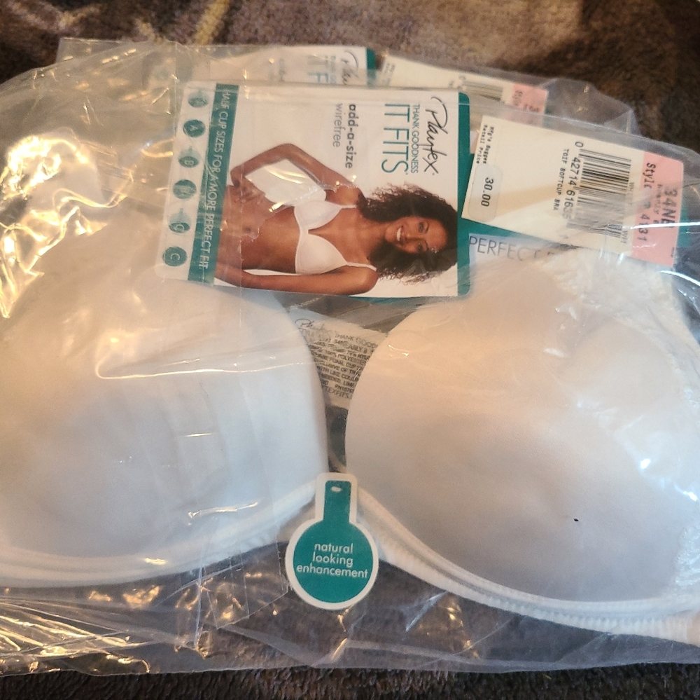 34 Nearly B Playtex Wirefree bras